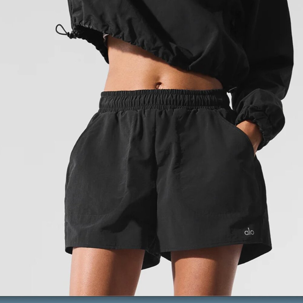 Alo Yoga-Alumni Short-Size XS